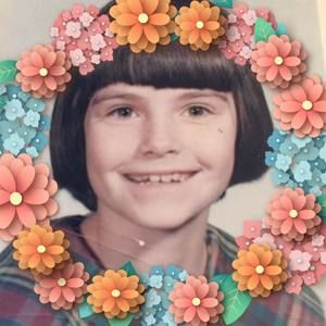 Meet your Posher, Debbie